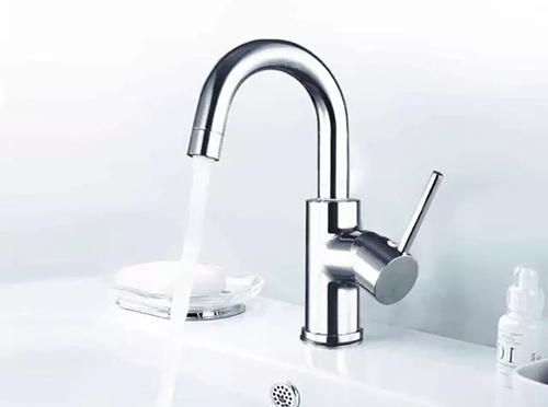 铜质水龙头