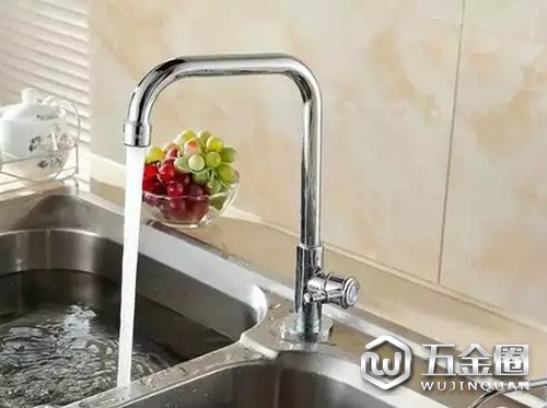 水龙头
