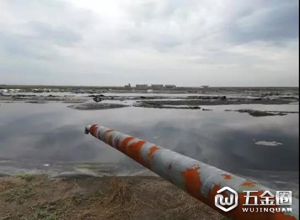 正邦集团养殖场大量高浓度废水排入污水暂存池
