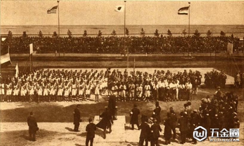 (图为1927年日本代表团赴上海参加第8届远东运动会)