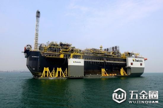 先锋号背上P67,浮装装船作业实现完美收官。