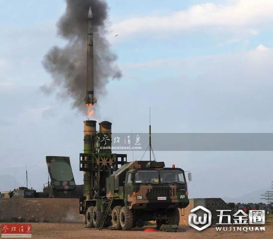▲红旗-9防空导弹发射瞬间。