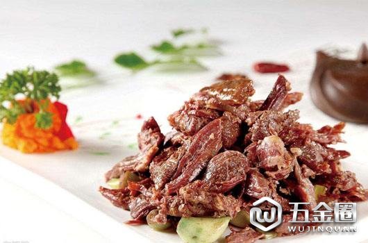 毒杀狗肉卖给饭店