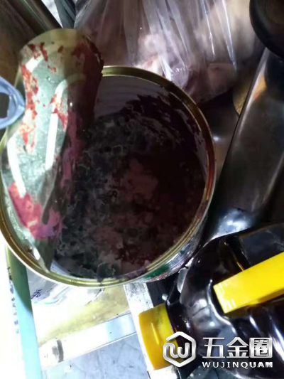 发霉变质的番茄酱