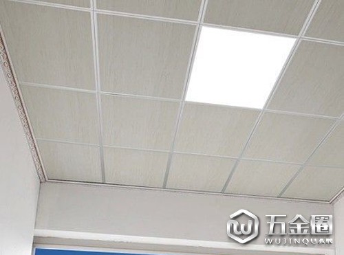 卫生间铝扣板吊顶的选购 铝扣板吊顶安装注意事项