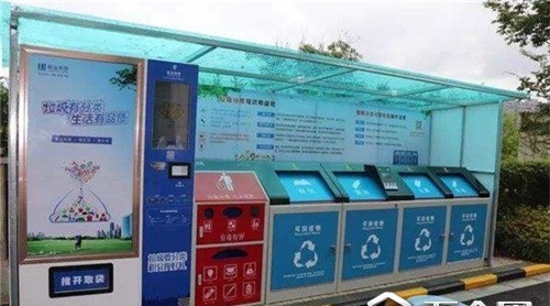 中国环博会展示行业新技术——智能垃圾箱 回收帮大忙