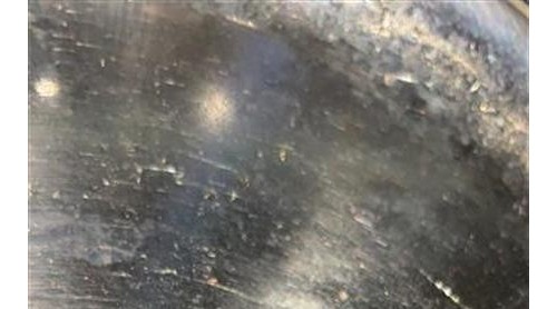 网红烤肉店刀小鲜里吃出塑料，店家称不是食品安全问题
